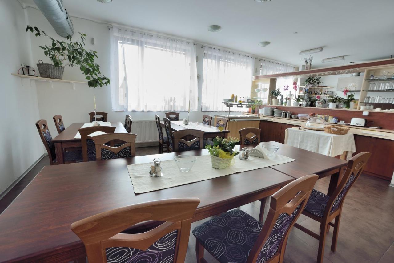 Penzion Best Moravska Trebova Ngoại thất bức ảnh